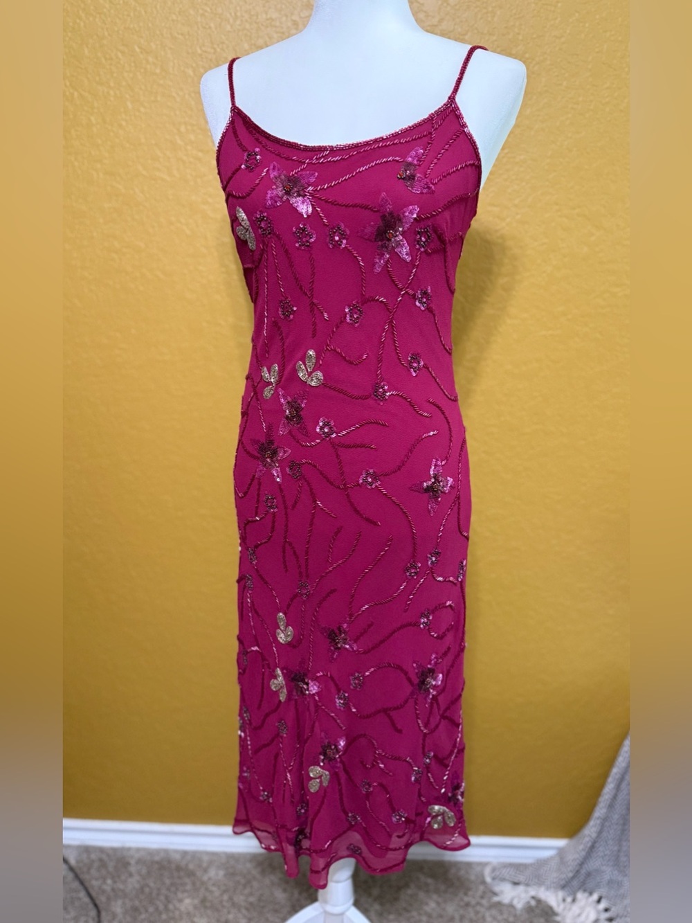Together Maroon Beaded Floral Sequin Midi Dress NWT Size 8 - Picture 3 of 13